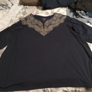 Catherine's 4x easy fit T collection black and Grey with embellished collar